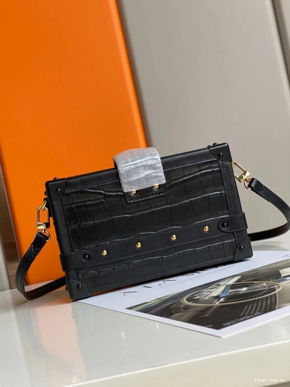 First bag ru PETITE LOUIS VUITTON MALLE 0814